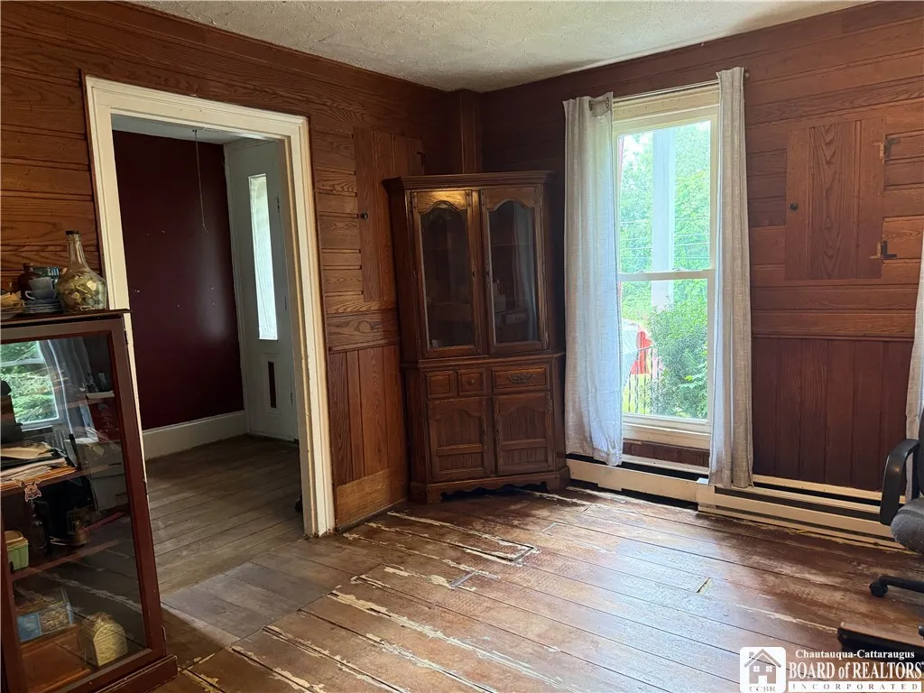 193 N. Portage, Westfield, New York 14787, Westfield, New York 14787, 4 Bedrooms Bedrooms, 11 Rooms Rooms,1 BathroomBathrooms,Residential,For Sale,193 N. Portage, Westfield, New York 14787,R1621601