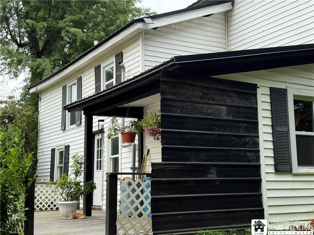 193 N. Portage, Westfield, New York 14787, Westfield, New York 14787, 4 Bedrooms Bedrooms, 11 Rooms Rooms,1 BathroomBathrooms,Residential,For Sale,193 N. Portage, Westfield, New York 14787,R1621601