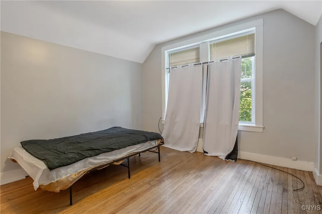 101 Comstock Avenue, Syracuse, New York 13210, Syracuse, New York 13210, 8 Bedrooms Bedrooms, ,Multi Family,For Sale,101 Comstock Avenue, Syracuse, New York 13210,S1618236