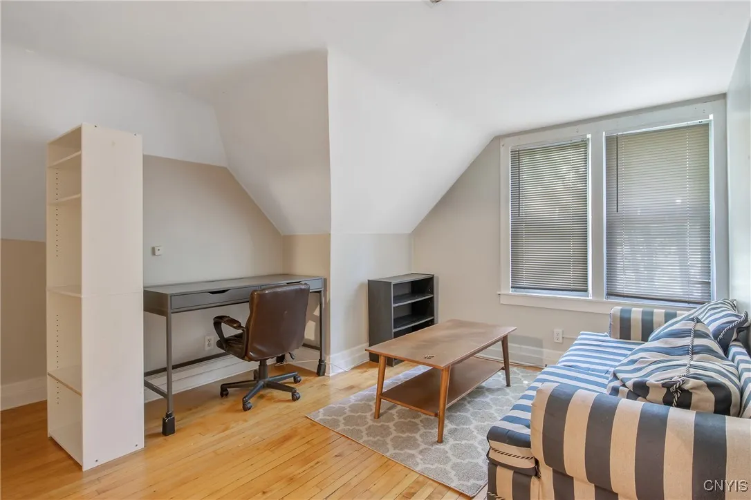 101 Comstock Avenue, Syracuse, New York 13210, Syracuse, New York 13210, 8 Bedrooms Bedrooms, ,Multi Family,For Sale,101 Comstock Avenue, Syracuse, New York 13210,S1618236