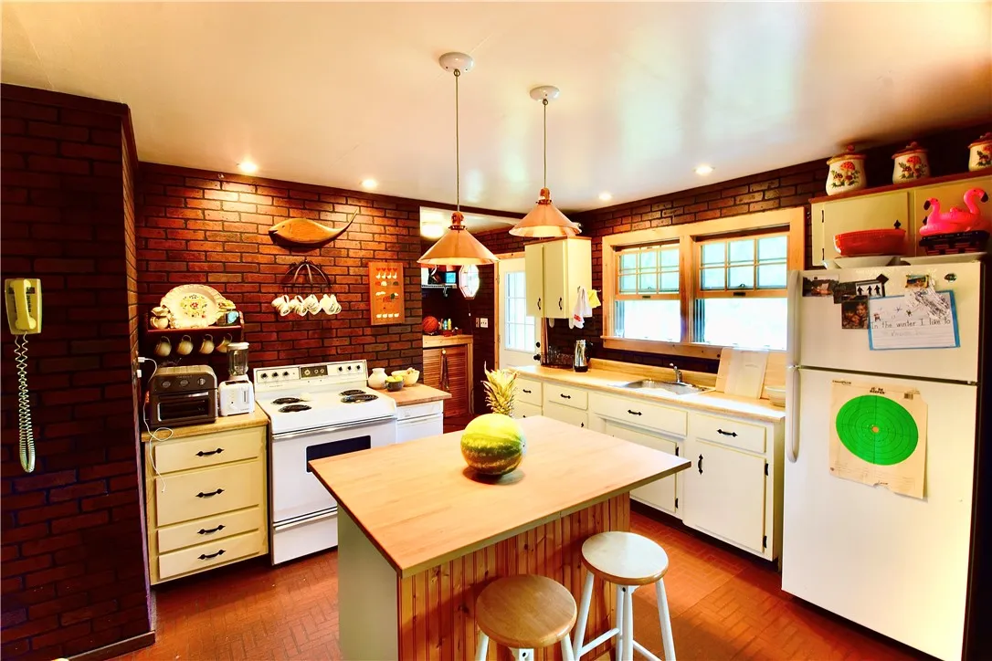 240 Trout Brook Road, Roscoe, New York 12736, New York 12736, 3 Bedrooms Bedrooms, 8 Rooms Rooms,1 BathroomBathrooms,Residential,For Sale,240 Trout Brook Road, Roscoe, New York 12736,R1621983