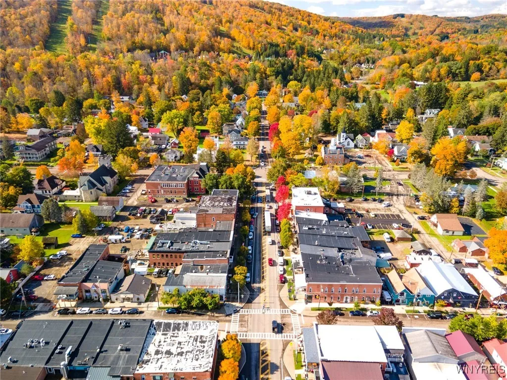 26 Washington Street, Ellicottville, New York 1473, Ellicottville, New York 14731, ,Commercial Sale,For Sale,26 Washington Street, Ellicottville, New York 1473,B1621949