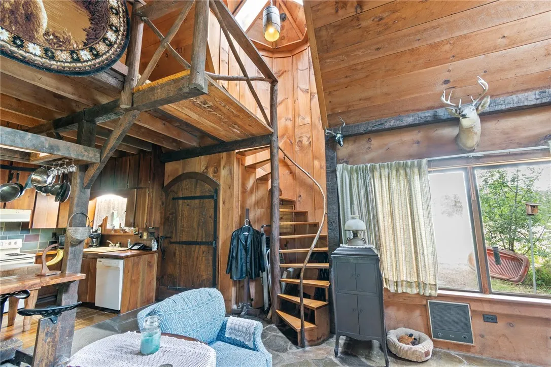 4967 County Road 37, Richmond, New York 14466, Richmond, New York 14466, 4 Bedrooms Bedrooms, 6 Rooms Rooms,2 BathroomsBathrooms,Residential,For Sale,4967 County Road 37, Richmond, New York 14466,R1621744