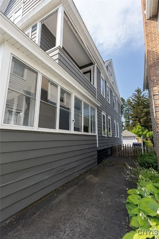 2228 - 30 Grant Boulevard 30, Syracuse, New York 1, Syracuse, New York 13208, 6 Bedrooms Bedrooms, ,2 BathroomsBathrooms,Residential,For Sale,2228 - 30 Grant Boulevard 30, Syracuse, New York 1,S1621998