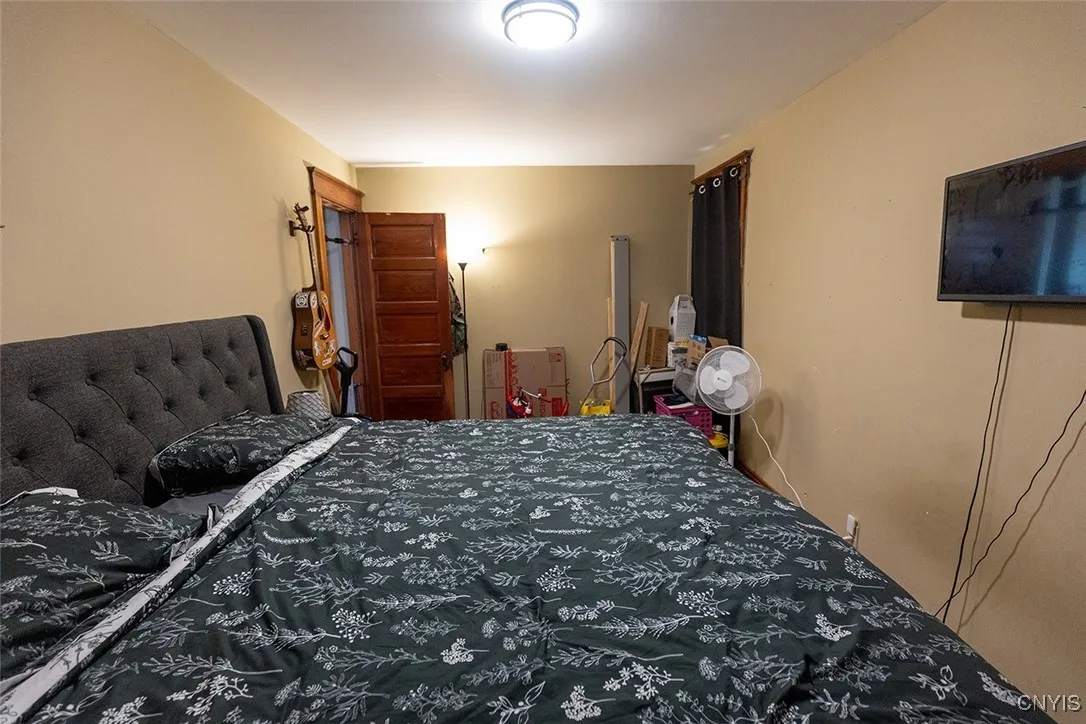 2228 - 30 Grant Boulevard 30, Syracuse, New York 1, Syracuse, New York 13208, 6 Bedrooms Bedrooms, ,2 BathroomsBathrooms,Residential,For Sale,2228 - 30 Grant Boulevard 30, Syracuse, New York 1,S1621998
