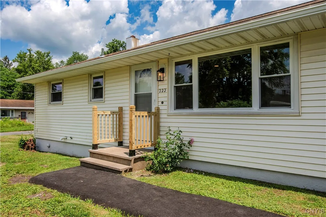 222 Wilber Street, Utica, New York 13502, Utica, New York 13502, 3 Bedrooms Bedrooms, 6 Rooms Rooms,1 BathroomBathrooms,Residential Lease,For Rent,222 Wilber Street, Utica, New York 13502,S1621987