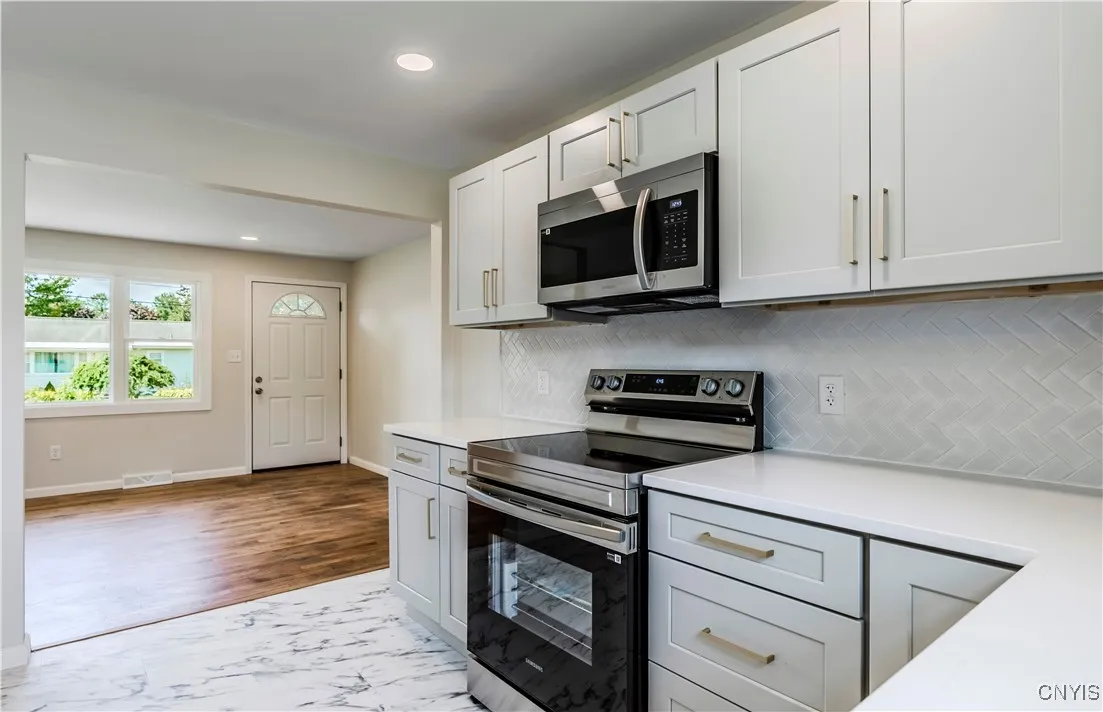 222 Wilber Street, Utica, New York 13502, Utica, New York 13502, 3 Bedrooms Bedrooms, 6 Rooms Rooms,1 BathroomBathrooms,Residential Lease,For Rent,222 Wilber Street, Utica, New York 13502,S1621987