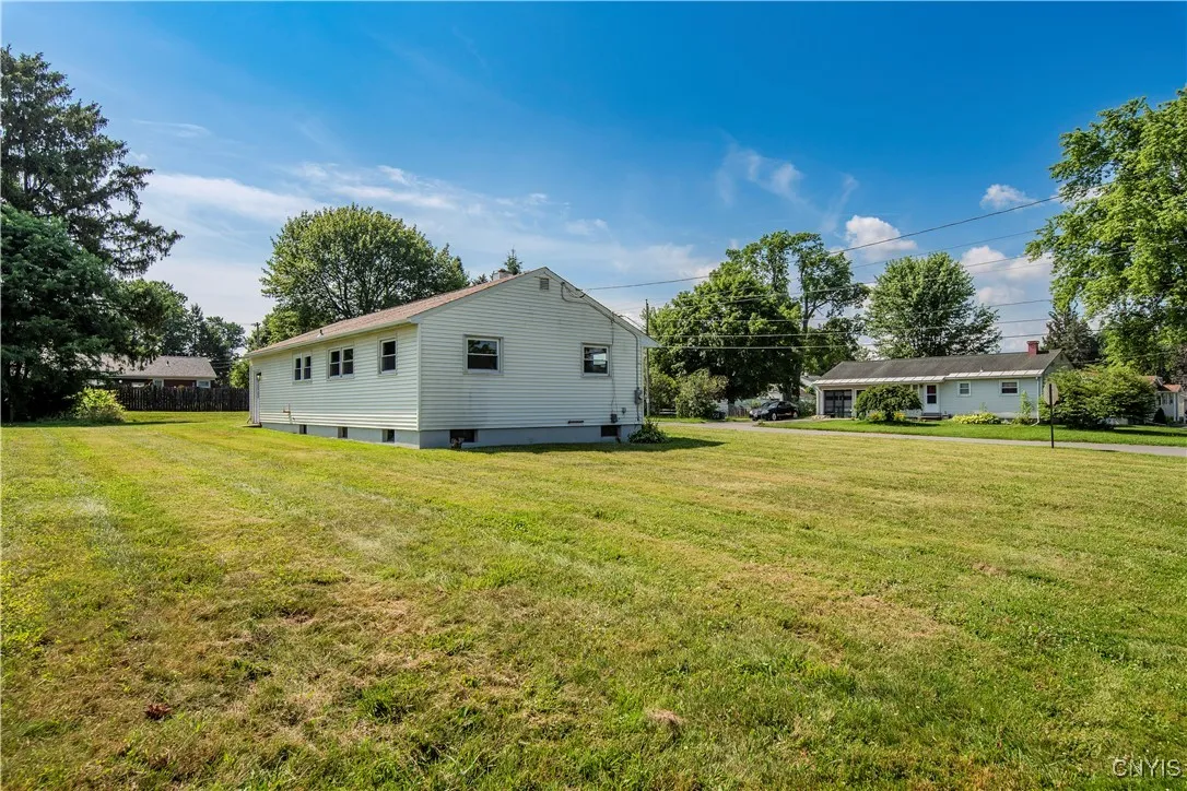 222 Wilber Street, Utica, New York 13502, Utica, New York 13502, 3 Bedrooms Bedrooms, 6 Rooms Rooms,1 BathroomBathrooms,Residential Lease,For Rent,222 Wilber Street, Utica, New York 13502,S1621987
