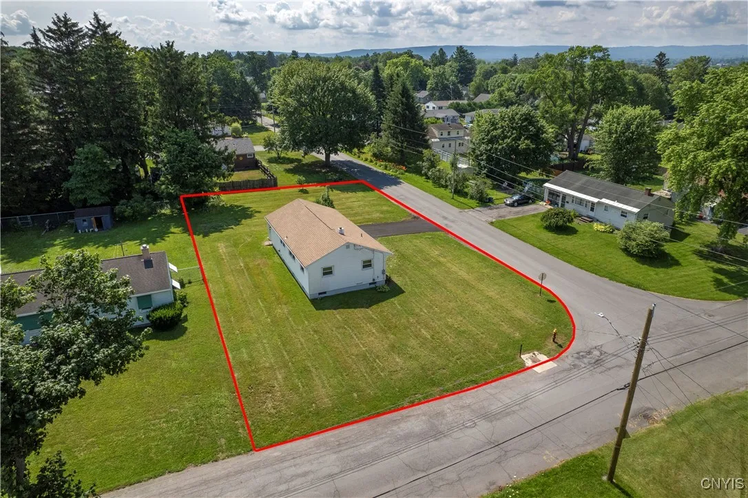 222 Wilber Street, Utica, New York 13502, Utica, New York 13502, 3 Bedrooms Bedrooms, 6 Rooms Rooms,1 BathroomBathrooms,Residential Lease,For Rent,222 Wilber Street, Utica, New York 13502,S1621987