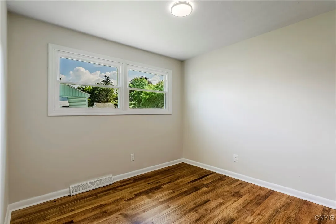 222 Wilber Street, Utica, New York 13502, Utica, New York 13502, 3 Bedrooms Bedrooms, 6 Rooms Rooms,1 BathroomBathrooms,Residential Lease,For Rent,222 Wilber Street, Utica, New York 13502,S1621987