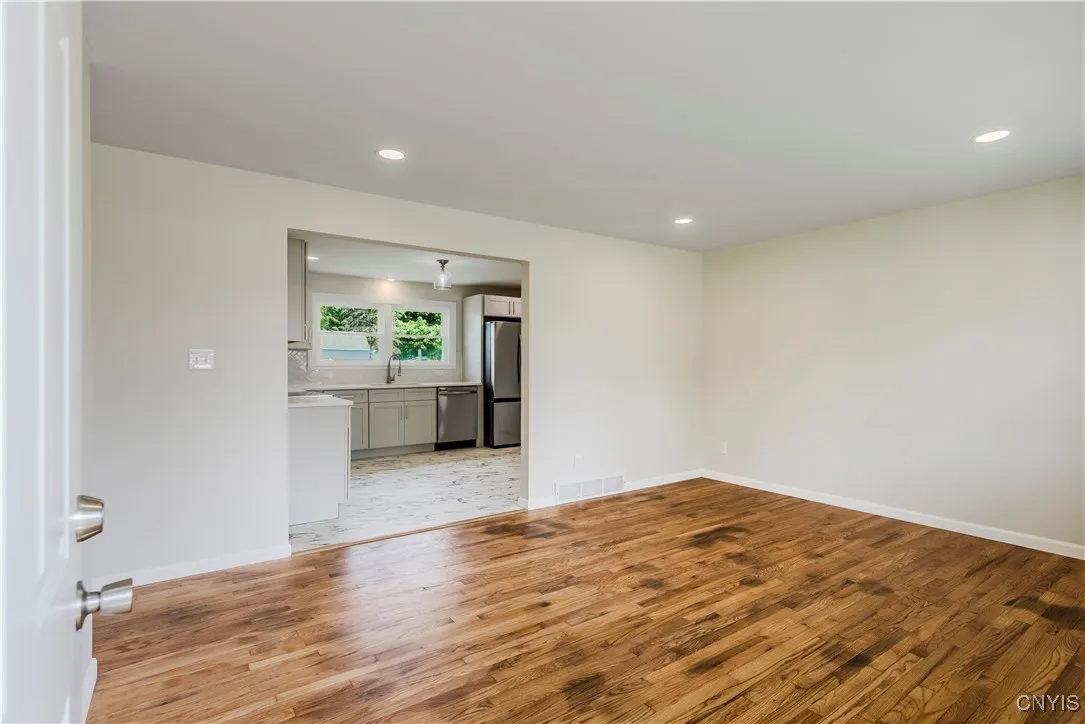 222 Wilber Street, Utica, New York 13502, Utica, New York 13502, 3 Bedrooms Bedrooms, 6 Rooms Rooms,1 BathroomBathrooms,Residential Lease,For Rent,222 Wilber Street, Utica, New York 13502,S1621987