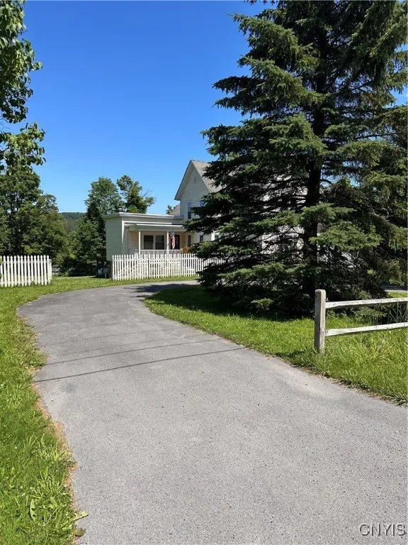 1793 Rt-12, Hamilton, New York 13346, Hamilton, New York 13346, 3 Bedrooms Bedrooms, 8 Rooms Rooms,2 BathroomsBathrooms,Residential,For Sale,1793 Rt-12, Hamilton, New York 13346,S1621932