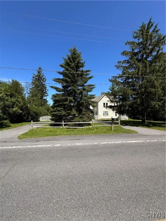 1793 Rt-12, Hamilton, New York 13346, Hamilton, New York 13346, 3 Bedrooms Bedrooms, 8 Rooms Rooms,2 BathroomsBathrooms,Residential,For Sale,1793 Rt-12, Hamilton, New York 13346,S1621932