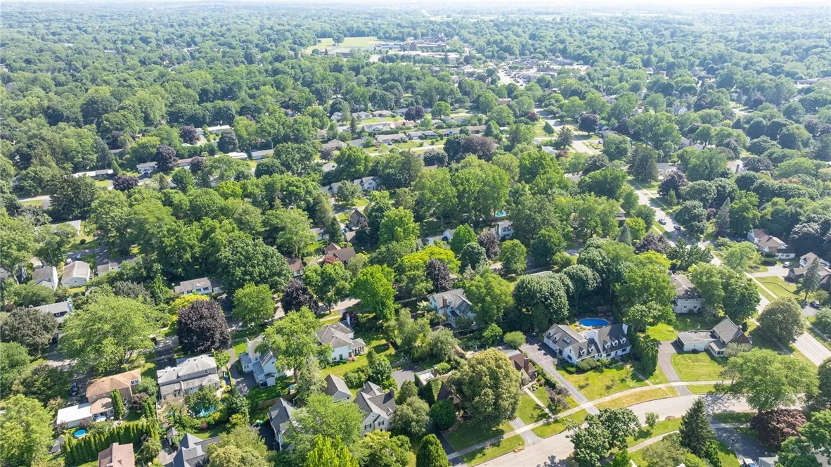 441 Claybourne Road, Brighton, New York 14618, Brighton, New York 14618, 5 Bedrooms Bedrooms, 10 Rooms Rooms,3 BathroomsBathrooms,Residential,For Sale,441 Claybourne Road, Brighton, New York 14618,R1621332