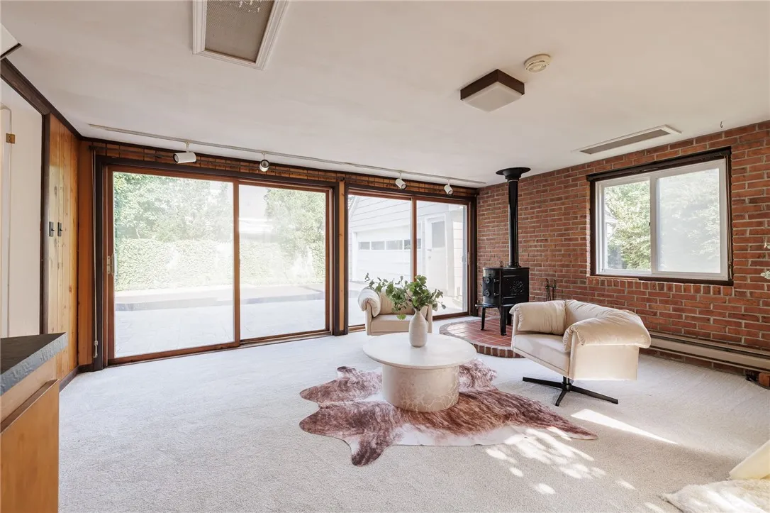 441 Claybourne Road, Brighton, New York 14618, Brighton, New York 14618, 5 Bedrooms Bedrooms, 10 Rooms Rooms,3 BathroomsBathrooms,Residential,For Sale,441 Claybourne Road, Brighton, New York 14618,R1621332
