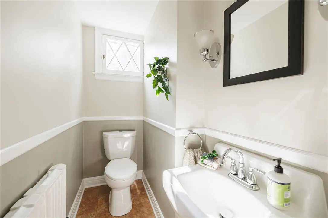 441 Claybourne Road, Brighton, New York 14618, Brighton, New York 14618, 5 Bedrooms Bedrooms, 10 Rooms Rooms,3 BathroomsBathrooms,Residential,For Sale,441 Claybourne Road, Brighton, New York 14618,R1621332