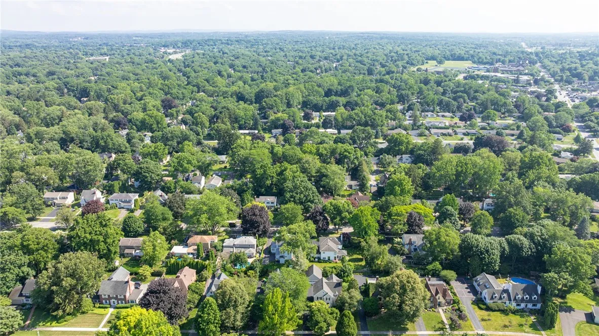 441 Claybourne Road, Brighton, New York 14618, Brighton, New York 14618, 5 Bedrooms Bedrooms, 10 Rooms Rooms,3 BathroomsBathrooms,Residential,For Sale,441 Claybourne Road, Brighton, New York 14618,R1621332