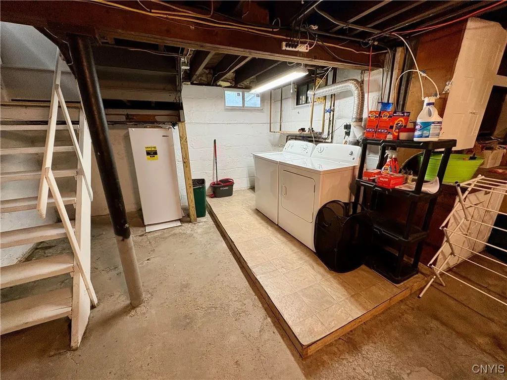 153 Milnor Avenue, Syracuse, New York 13224, Syracuse, New York 13224, 4 Bedrooms Bedrooms, 8 Rooms Rooms,1 BathroomBathrooms,Residential,For Sale,153 Milnor Avenue, Syracuse, New York 13224,S1620835