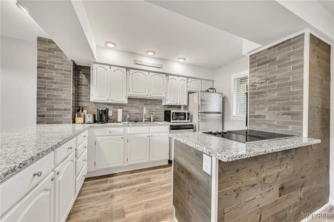 48 Alpine, Ellicottville, New York 14731, Ellicottville, New York 14731, 3 Bedrooms Bedrooms, 8 Rooms Rooms,2 BathroomsBathrooms,Residential,For Sale,48 Alpine, Ellicottville, New York 14731,B1622012