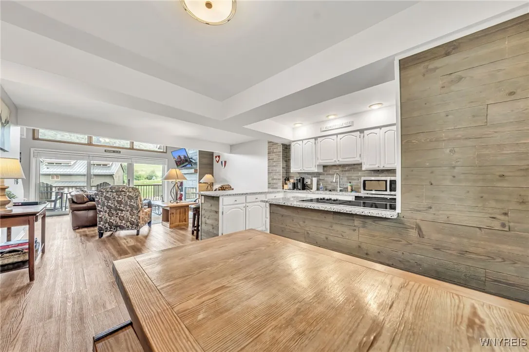 48 Alpine, Ellicottville, New York 14731, Ellicottville, New York 14731, 3 Bedrooms Bedrooms, 8 Rooms Rooms,2 BathroomsBathrooms,Residential,For Sale,48 Alpine, Ellicottville, New York 14731,B1622012