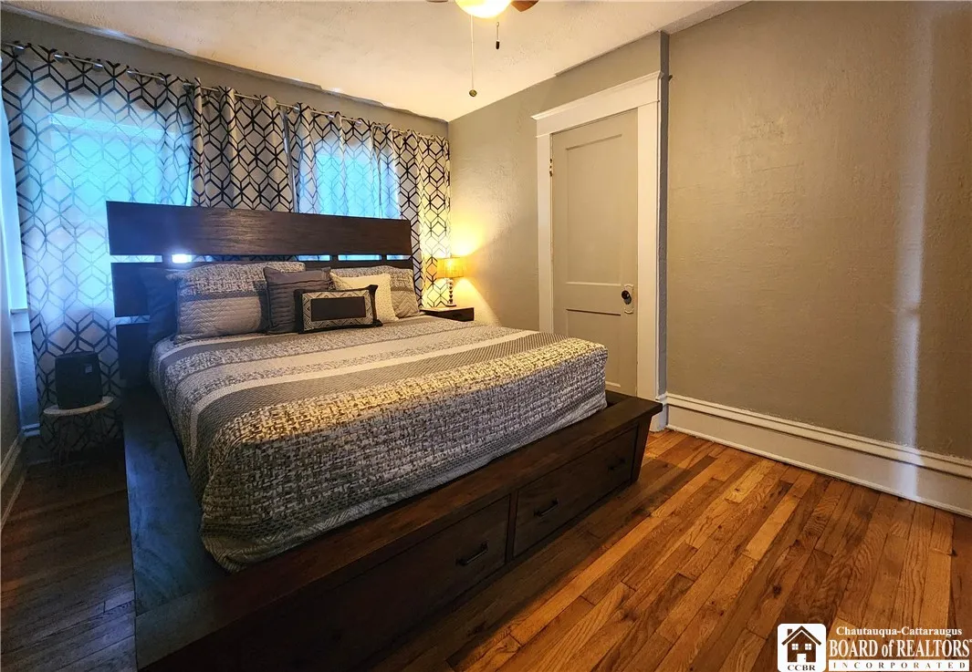 131 Sampson Street, Jamestown, New York 14701, Jamestown, New York 14701, 3 Bedrooms Bedrooms, 8 Rooms Rooms,2 BathroomsBathrooms,Residential,Closed,131 Sampson Street, Jamestown, New York 14701,0,R1620938