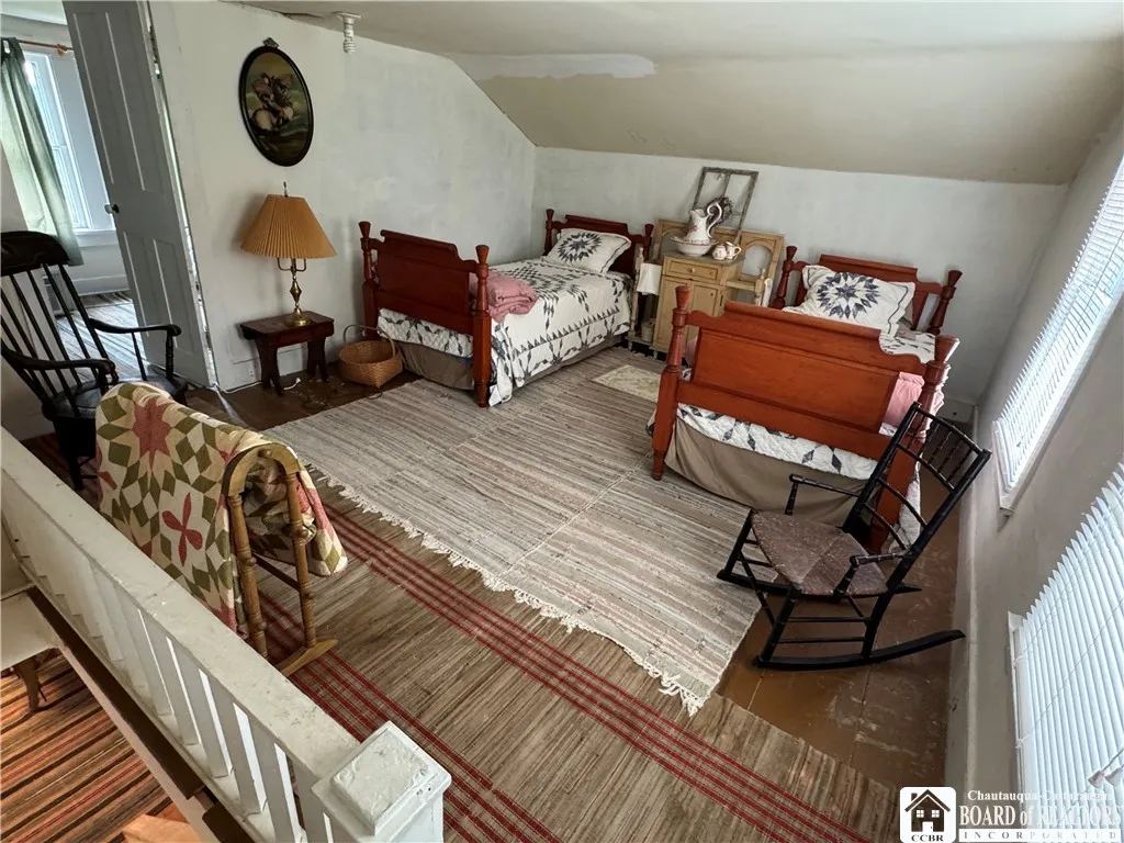 Upstairs bed 1