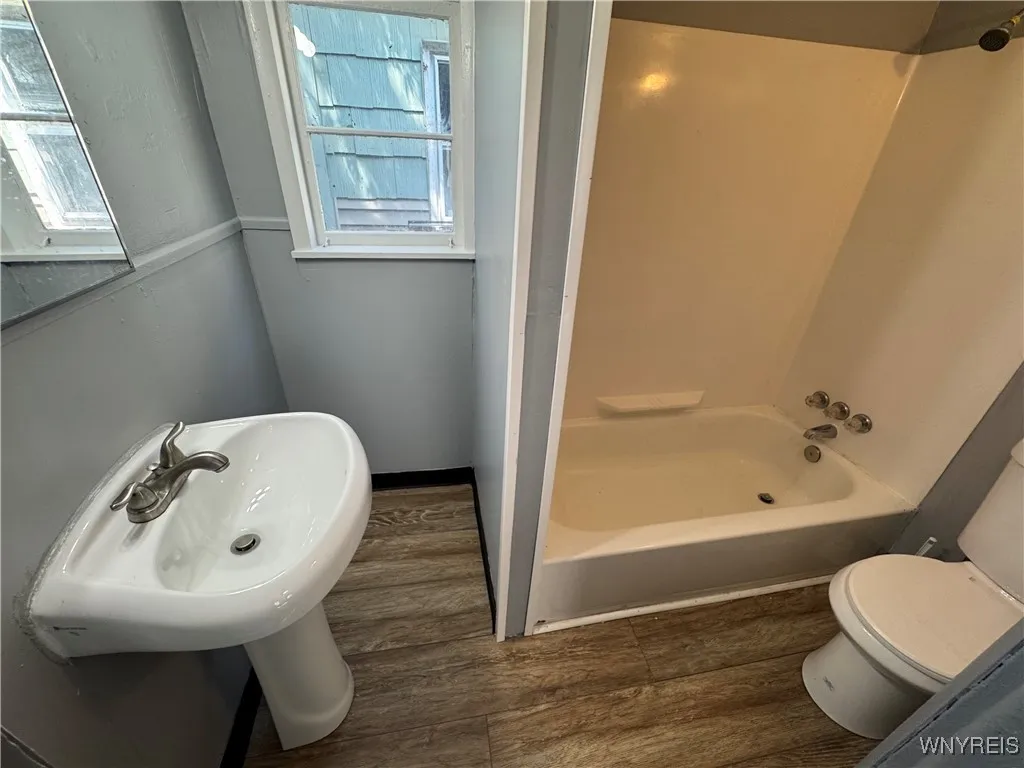 360 Longnecker Street, Buffalo, New York 14206, Buffalo, New York 14206, 3 Bedrooms Bedrooms, ,2 BathroomsBathrooms,Residential,For Sale,360 Longnecker Street, Buffalo, New York 14206,B1619887