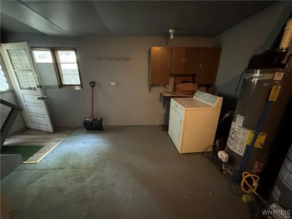 360 Longnecker Street, Buffalo, New York 14206, Buffalo, New York 14206, 3 Bedrooms Bedrooms, ,2 BathroomsBathrooms,Residential,For Sale,360 Longnecker Street, Buffalo, New York 14206,B1619887