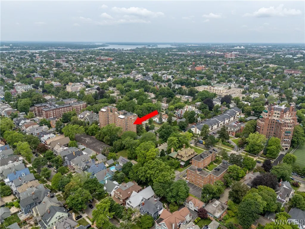 Buffalo, New York 14222, 2 Bedrooms Bedrooms, 8 Rooms Rooms,2 BathroomsBathrooms,Residential,For Sale,B1619548