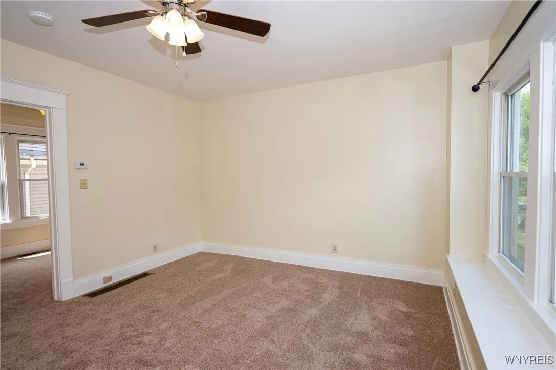 2363 Niagara Street, Buffalo, New York 14207, Buffalo, New York 14207, 7 Bedrooms Bedrooms, ,3 BathroomsBathrooms,Residential,For Sale,2363 Niagara Street, Buffalo, New York 14207,B1621680