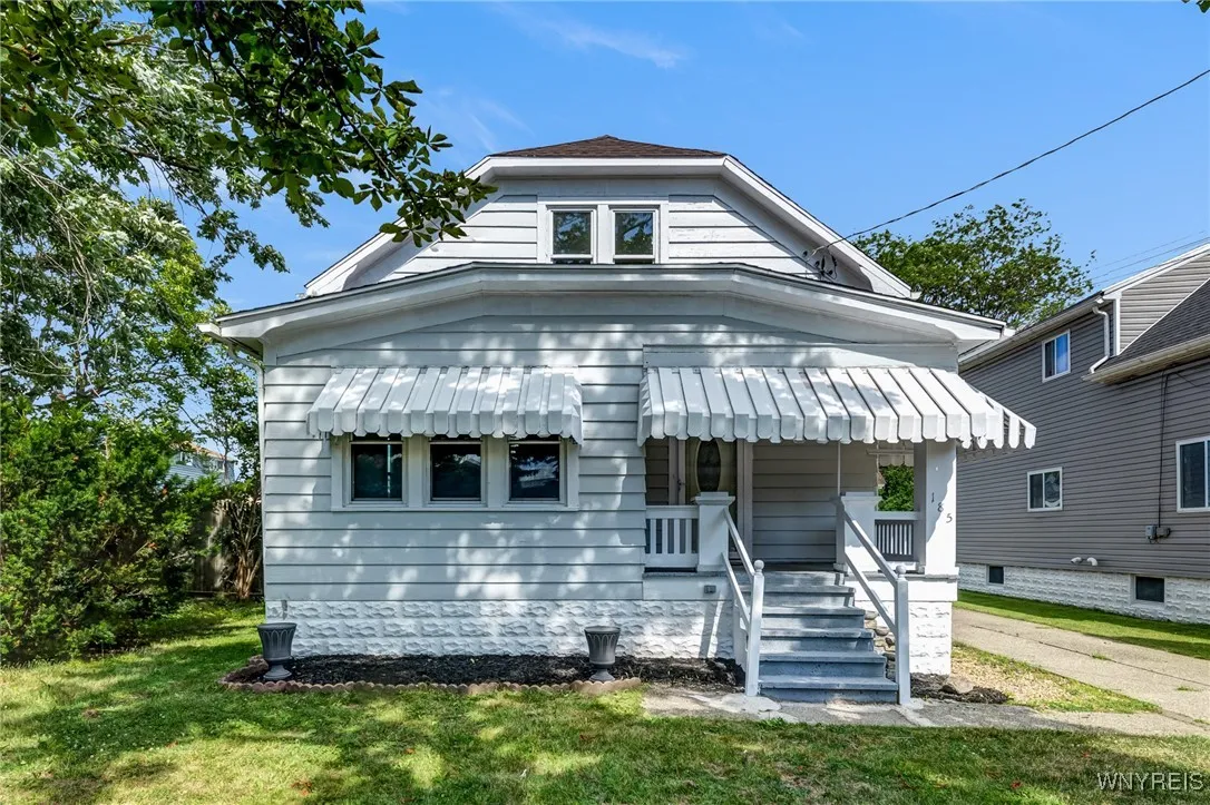 185 North Pleasant Parkway, Cheektowaga, New York, Cheektowaga, New York 14206, 4 Bedrooms Bedrooms, 9 Rooms Rooms,1 BathroomBathrooms,Residential,For Sale,185 North Pleasant Parkway, Cheektowaga, New York ,B1621750