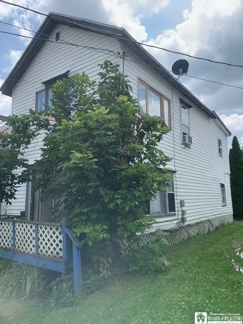 6 Dean Street, Randolph, New York 14772, Randolph, New York 14772, 2 Bedrooms Bedrooms, 9 Rooms Rooms,2 BathroomsBathrooms,Residential,For Sale,6 Dean Street, Randolph, New York 14772,R1621149