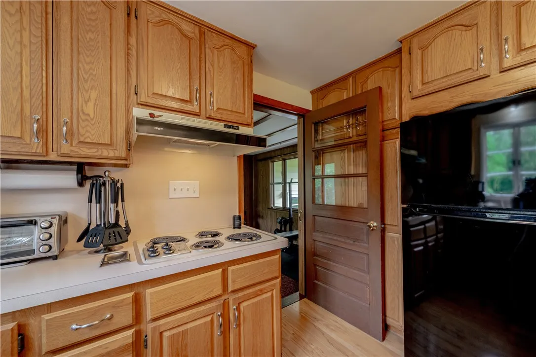 2412 Spencerport Road, Ogden, New York 14559, Ogden, New York 14559, 4 Bedrooms Bedrooms, 7 Rooms Rooms,1 BathroomBathrooms,Residential,For Sale,2412 Spencerport Road, Ogden, New York 14559,R1621841