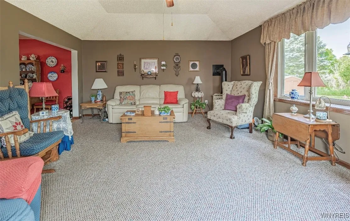 5650 Keck Road, Lockport Town, New York 14094, Lockport Town, New York 14094, 3 Bedrooms Bedrooms, 11 Rooms Rooms,2 BathroomsBathrooms,Residential,Closed,5650 Keck Road, Lockport Town, New York 14094,0,B1621168