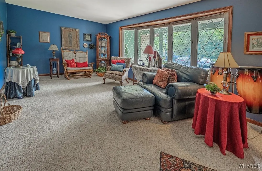 5650 Keck Road, Lockport Town, New York 14094, Lockport Town, New York 14094, 3 Bedrooms Bedrooms, 11 Rooms Rooms,2 BathroomsBathrooms,Residential,Closed,5650 Keck Road, Lockport Town, New York 14094,0,B1621168