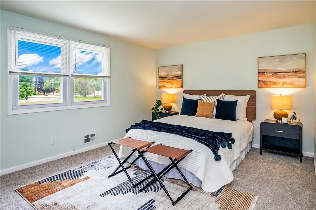42 Twin Circle Drive, Gates, New York 14624, Gates, New York 14624, 4 Bedrooms Bedrooms, 4 Rooms Rooms,2 BathroomsBathrooms,Residential,Closed,42 Twin Circle Drive, Gates, New York 14624,0,R1621481