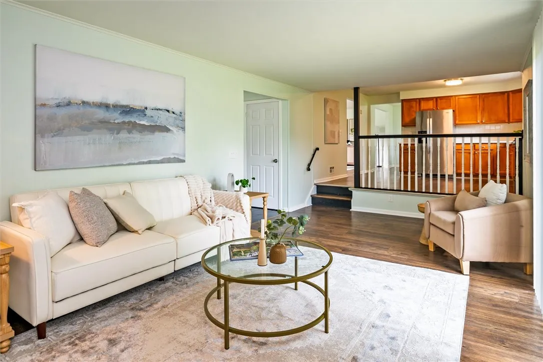 42 Twin Circle Drive, Gates, New York 14624, Gates, New York 14624, 4 Bedrooms Bedrooms, 4 Rooms Rooms,2 BathroomsBathrooms,Residential,Closed,42 Twin Circle Drive, Gates, New York 14624,0,R1621481