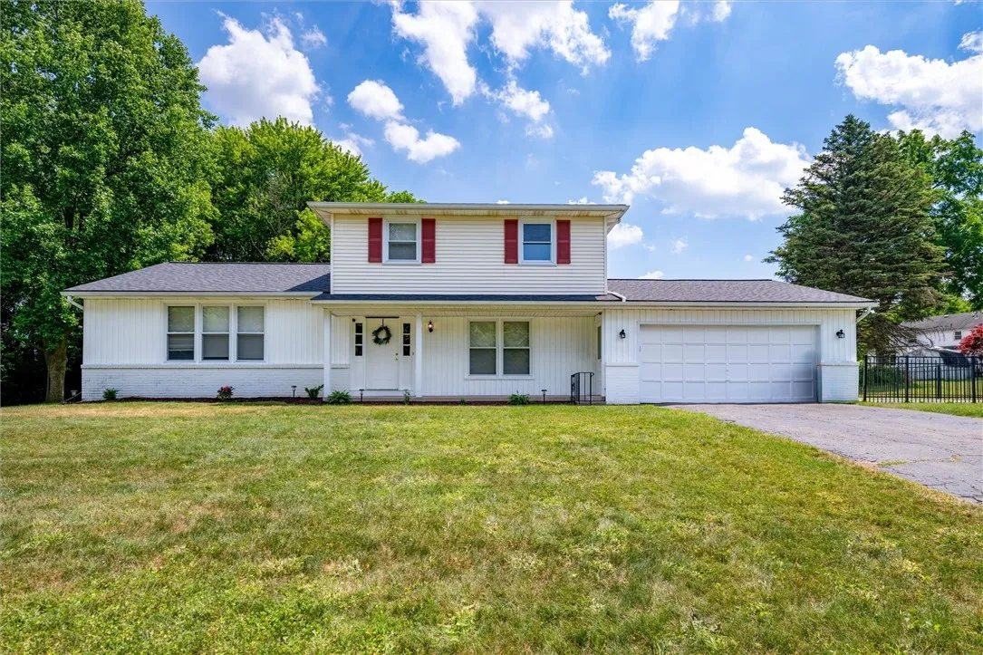 42 Twin Circle Drive, Gates, New York 14624, Gates, New York 14624, 4 Bedrooms Bedrooms, 4 Rooms Rooms,2 BathroomsBathrooms,Residential,Closed,42 Twin Circle Drive, Gates, New York 14624,0,R1621481