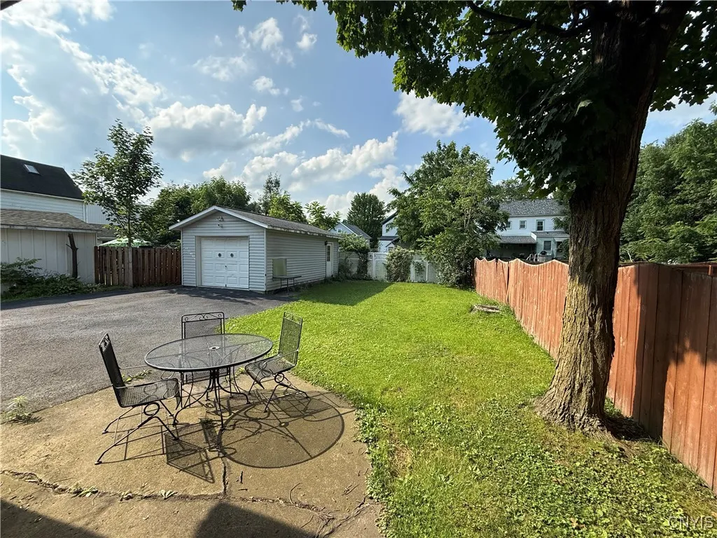 90 East Court Street, Cortland, New York 13045, Cortland, New York 13045, 4 Bedrooms Bedrooms, 8 Rooms Rooms,1 BathroomBathrooms,Residential,Closed,90 East Court Street, Cortland, New York 13045,0,S1621711