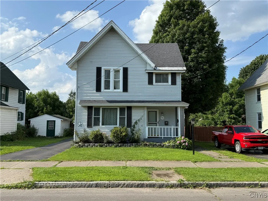90 East Court Street, Cortland, New York 13045, Cortland, New York 13045, 4 Bedrooms Bedrooms, 8 Rooms Rooms,1 BathroomBathrooms,Residential,Closed,90 East Court Street, Cortland, New York 13045,0,S1621711