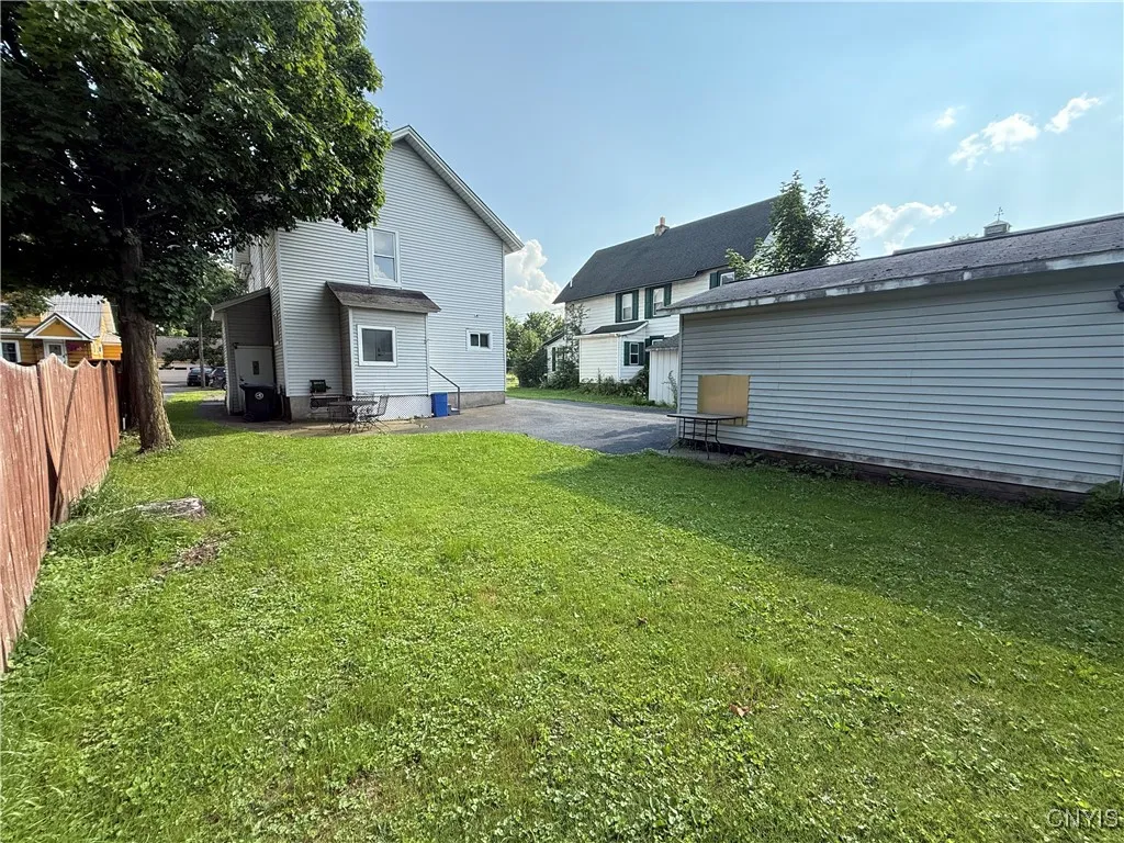 90 East Court Street, Cortland, New York 13045, Cortland, New York 13045, 4 Bedrooms Bedrooms, 8 Rooms Rooms,1 BathroomBathrooms,Residential,Closed,90 East Court Street, Cortland, New York 13045,0,S1621711
