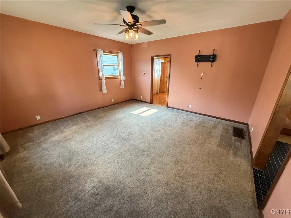 90 East Court Street, Cortland, New York 13045, Cortland, New York 13045, 4 Bedrooms Bedrooms, 8 Rooms Rooms,1 BathroomBathrooms,Residential,Closed,90 East Court Street, Cortland, New York 13045,0,S1621711