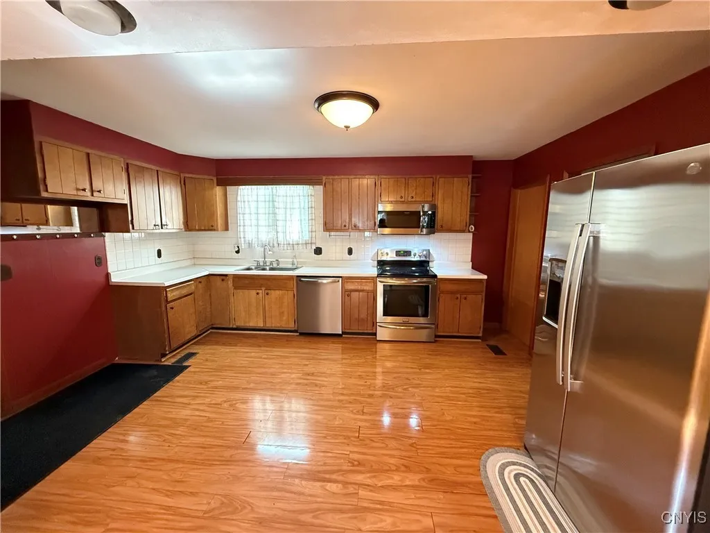 90 East Court Street, Cortland, New York 13045, Cortland, New York 13045, 4 Bedrooms Bedrooms, 8 Rooms Rooms,1 BathroomBathrooms,Residential,Closed,90 East Court Street, Cortland, New York 13045,0,S1621711