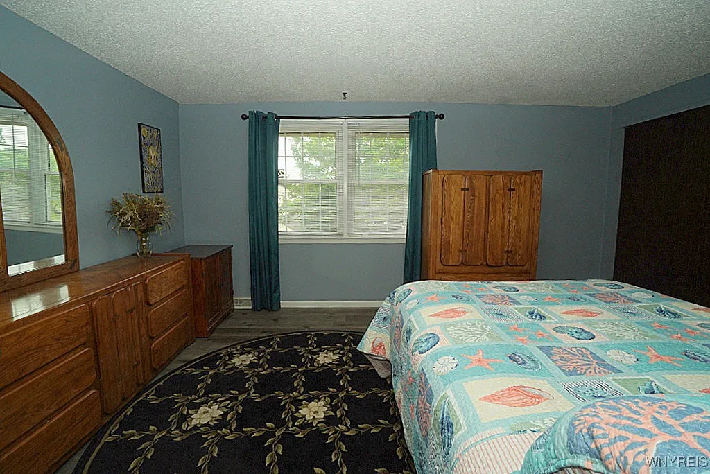 240 Stepping Stone Lane, Orchard Park, New York 14, Orchard Park, New York 14127, 2 Bedrooms Bedrooms, 5 Rooms Rooms,1 BathroomBathrooms,Residential,For Sale,240 Stepping Stone Lane, Orchard Park, New York 14,B1621350
