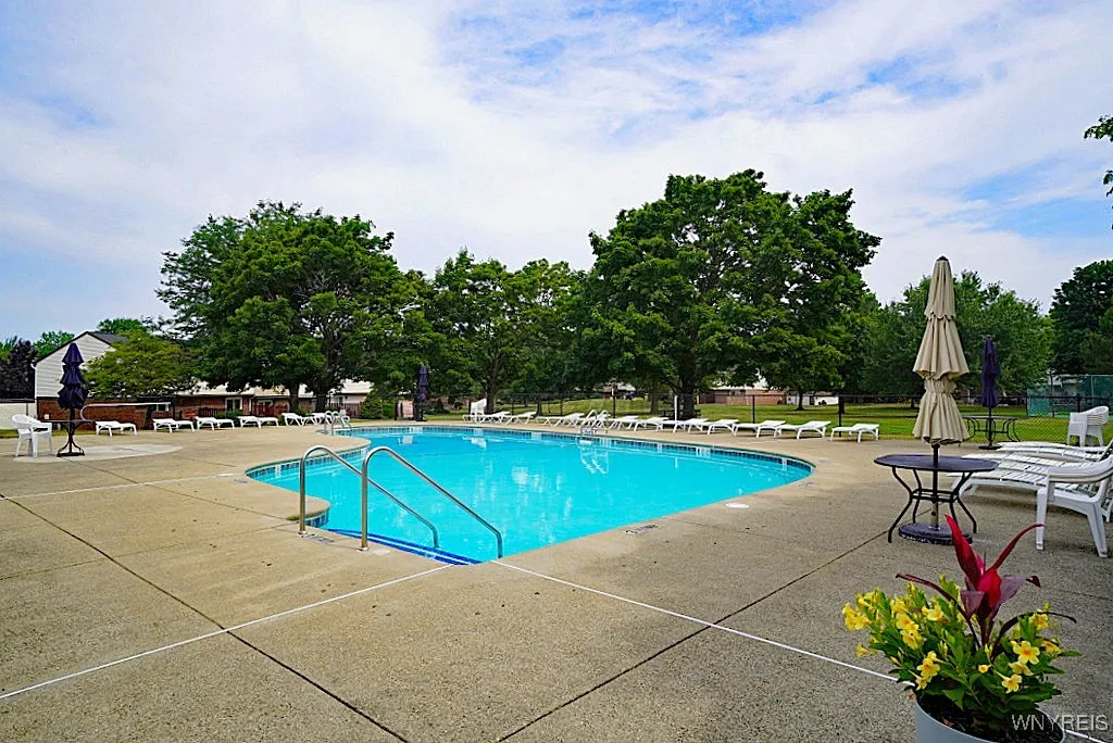 240 Stepping Stone Lane, Orchard Park, New York 14, Orchard Park, New York 14127, 2 Bedrooms Bedrooms, 5 Rooms Rooms,1 BathroomBathrooms,Residential,For Sale,240 Stepping Stone Lane, Orchard Park, New York 14,B1621350