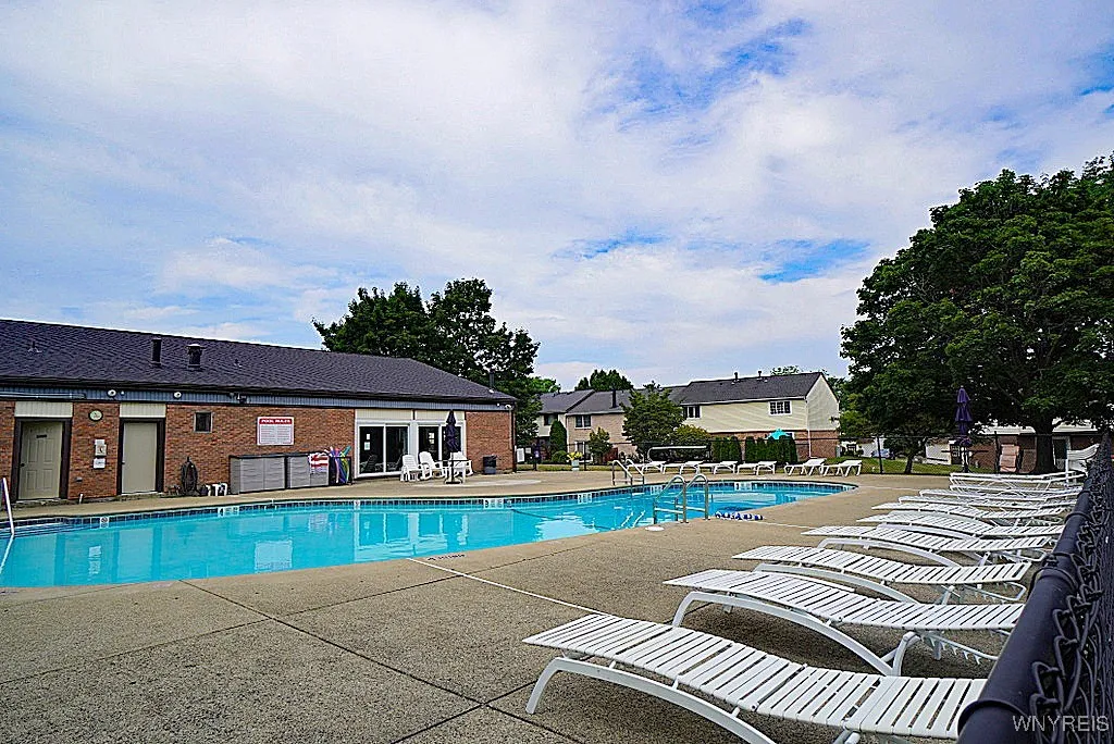 240 Stepping Stone Lane, Orchard Park, New York 14, Orchard Park, New York 14127, 2 Bedrooms Bedrooms, 5 Rooms Rooms,1 BathroomBathrooms,Residential,For Sale,240 Stepping Stone Lane, Orchard Park, New York 14,B1621350