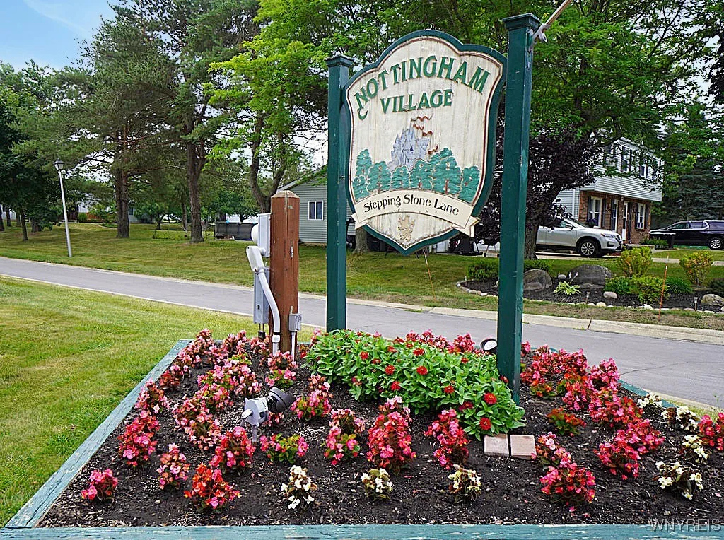 240 Stepping Stone Lane, Orchard Park, New York 14, Orchard Park, New York 14127, 2 Bedrooms Bedrooms, 5 Rooms Rooms,1 BathroomBathrooms,Residential,For Sale,240 Stepping Stone Lane, Orchard Park, New York 14,B1621350