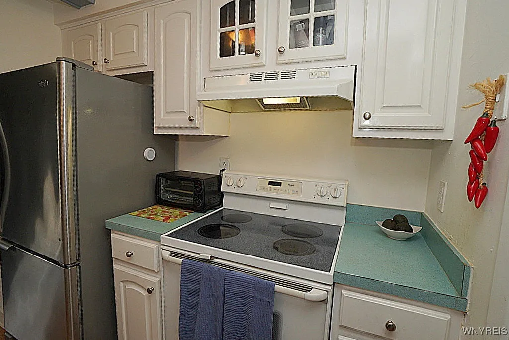 240 Stepping Stone Lane, Orchard Park, New York 14, Orchard Park, New York 14127, 2 Bedrooms Bedrooms, 5 Rooms Rooms,1 BathroomBathrooms,Residential,For Sale,240 Stepping Stone Lane, Orchard Park, New York 14,B1621350