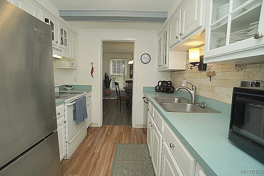 240 Stepping Stone Lane, Orchard Park, New York 14, Orchard Park, New York 14127, 2 Bedrooms Bedrooms, 5 Rooms Rooms,1 BathroomBathrooms,Residential,For Sale,240 Stepping Stone Lane, Orchard Park, New York 14,B1621350
