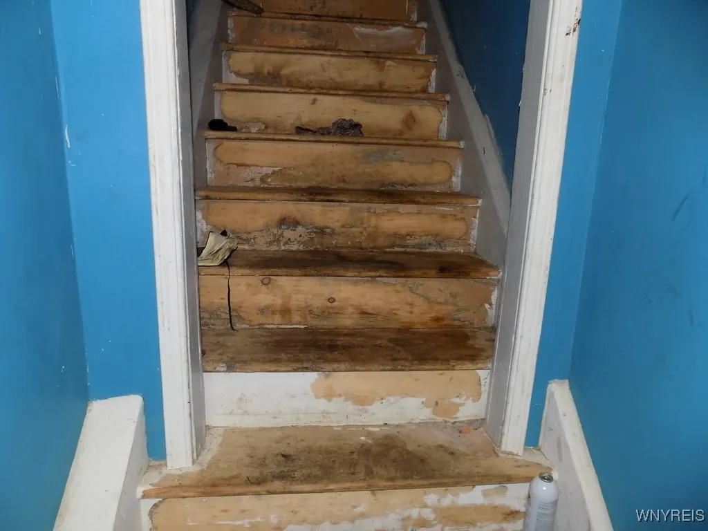 218 Strauss Street, Buffalo, New York 14211, Buffalo, New York 14211, 3 Bedrooms Bedrooms, ,2 BathroomsBathrooms,Residential,For Sale,218 Strauss Street, Buffalo, New York 14211,B1620995